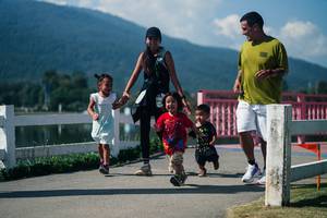 BIB: 
                            <button type="button" onclick="openModal(27599277)" class="btn btn-primary btn-sm float-right btn-popup" data-toggle="modal" data-target=".modal-high-quality">
                        <i class="fas fa-shopping-cart"></i> Add to Cart
                    </button>
                                            <button type="button" onclick="isThisMe(27599277, true)" class="btn btn-success btn-sm float-right btn-popup btn-isme hidden" data-toggle="tooltip" data-placement="bottom" title="นี่คือรูปของคุณใช่ไหม คลิกที่นี่เพื่อเอาเข้าอัลบั้ม">
                        <i class="fas fa-plus"></i> Add to album
                    </button>
                    <button type="button" onclick="isThisMe(27599277, false)" class="btn btn-warning btn-sm float-right btn-popup btn-isnotme hidden">
                        <i class="fas fa-ban"></i> Remove from album
                    </button>